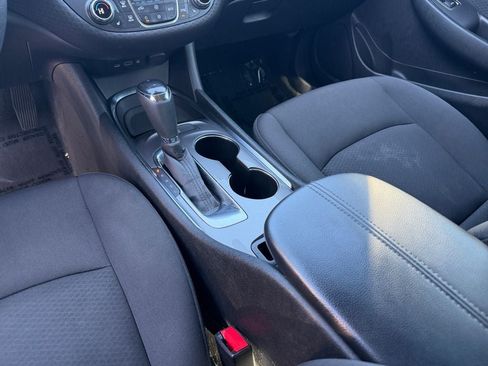 Used 2019 Chevrolet Malibu LT FWD image 18