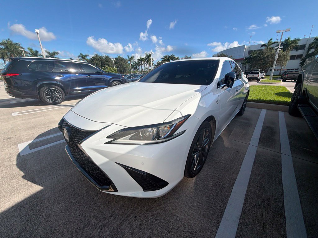 Used 2021 Lexus ES 350 F Sport w/ Accessory Package FWD image 5