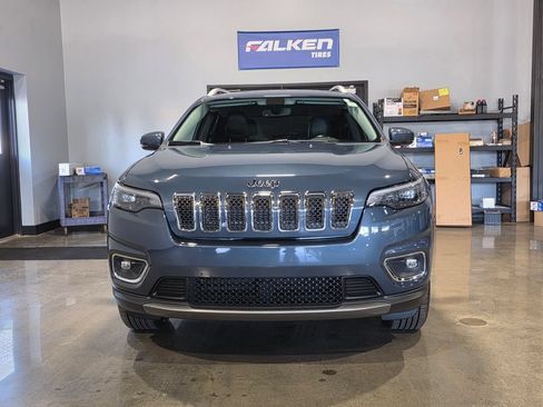 Used 2020 Jeep Cherokee Limited AWD/4WD image 2