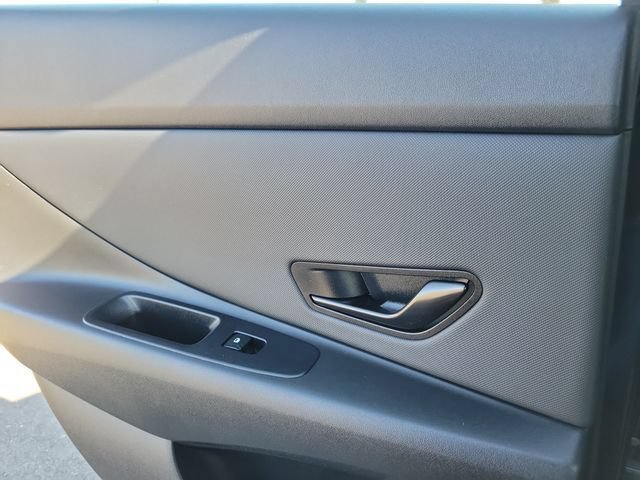 Certified 2026 Hyundai Elantra Sport w/ Cargo Package FWD image 22