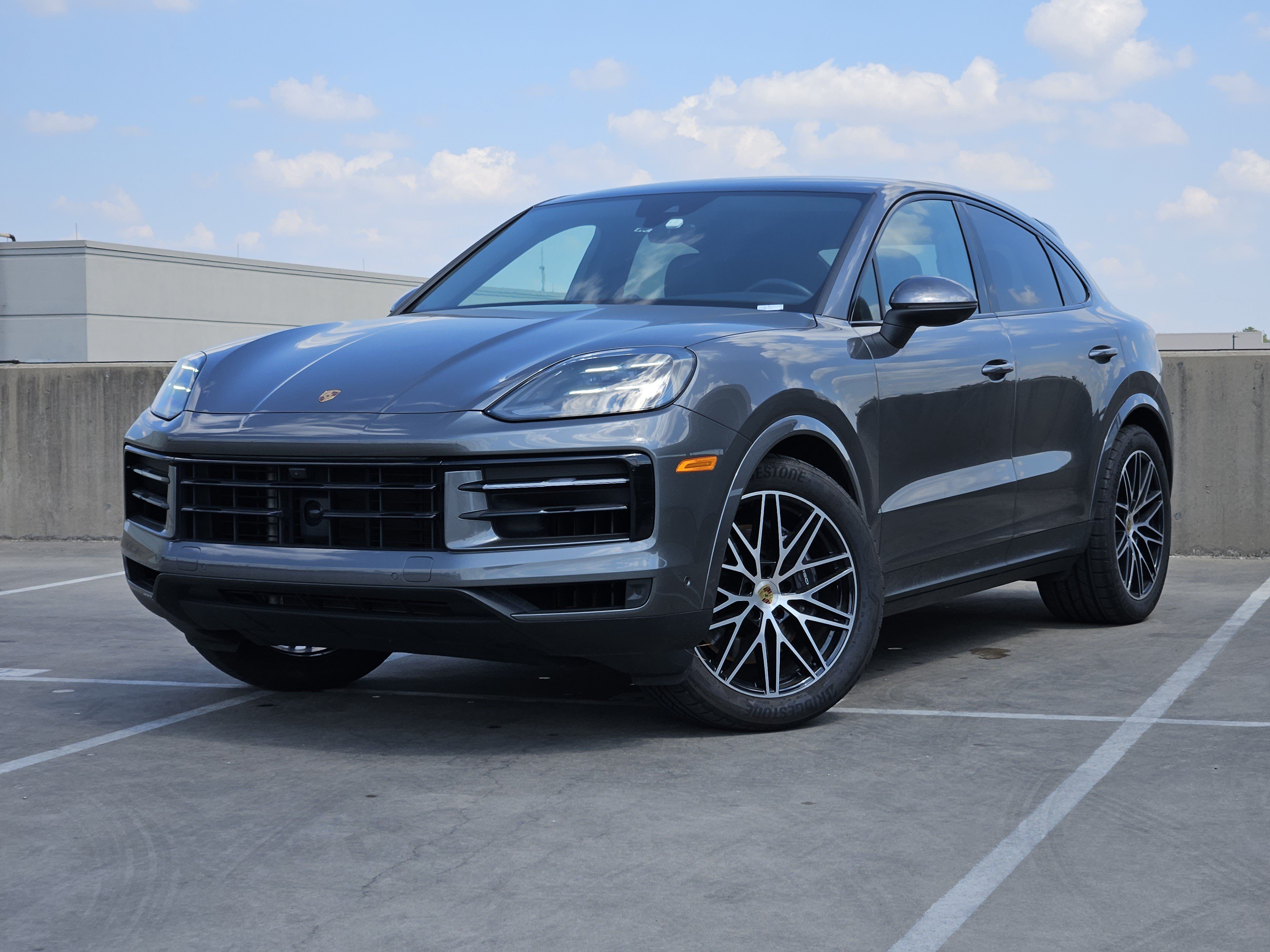 Certified 2024 Porsche Cayenne Coupe AWD/4WD image 1