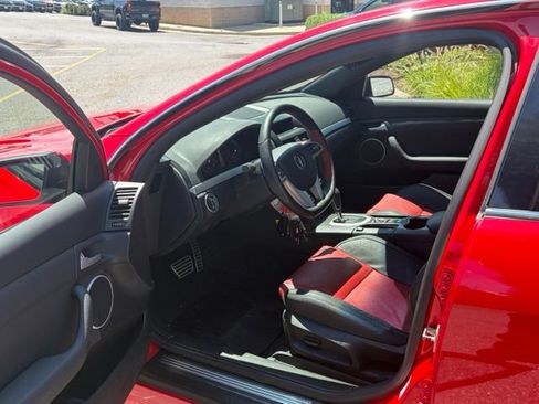 Used 2009 Pontiac G8 GXP RWD image 14