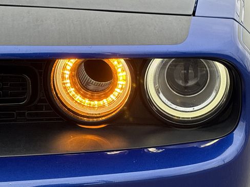 Used 2018 Dodge Challenger T/A image 11