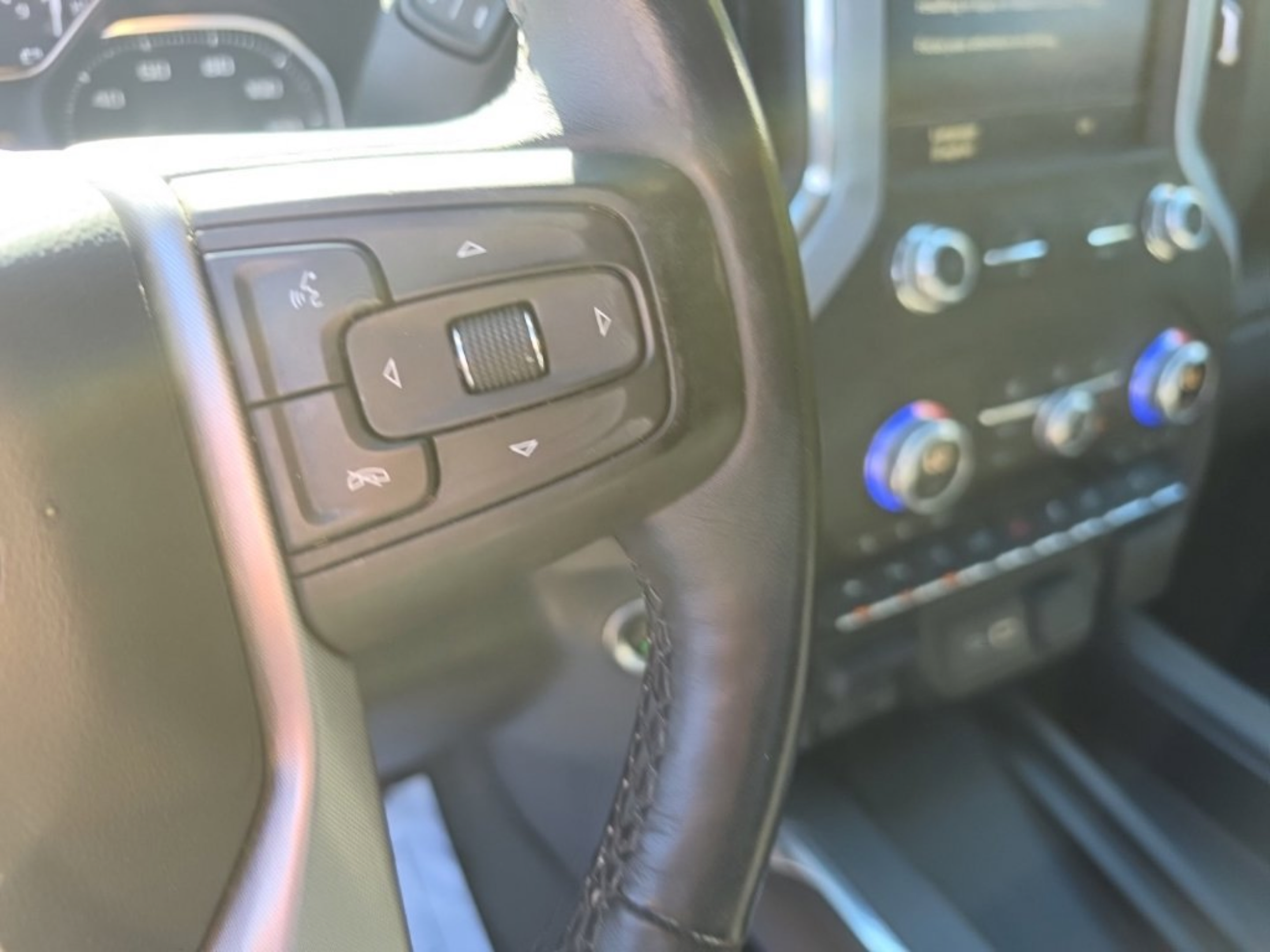 Used 2021 GMC Sierra 1500 SLT w/ SLT Premium Plus Package AWD/4WD image 20