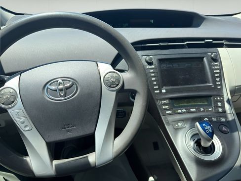 Used 2010 Toyota Prius Three FWD image 7