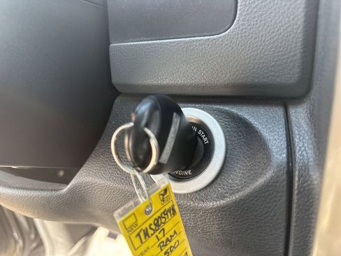 Used 2017 RAM 1500 Lone Star RWD image 17