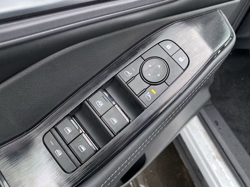 New 2026 Nissan Rogue SV image 25