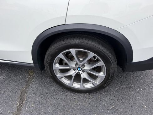 Used 2023 BMW X5 xDrive40i AWD/4WD image 11