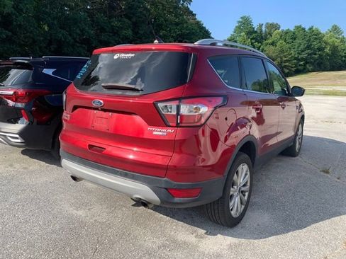 Used 2018 Ford Escape Titanium AWD/4WD image 7