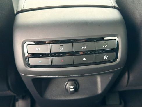 Used 2022 Hyundai Palisade SE FWD image 19