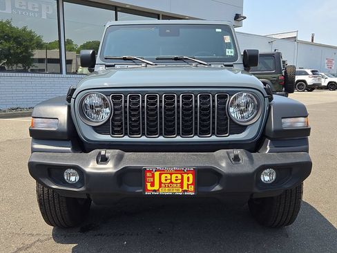Certified 2025 Jeep Wrangler Unlimited Sport AWD/4WD image 2