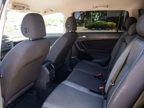 Used 2021 Volkswagen Tiguan S FWD image 16
