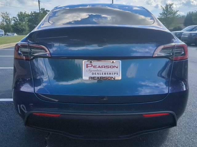 Used 2022 Tesla Model Y Long Range AWD/4WD image 5