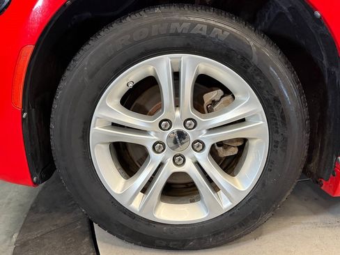 Used 2022 Dodge Charger SXT image 24