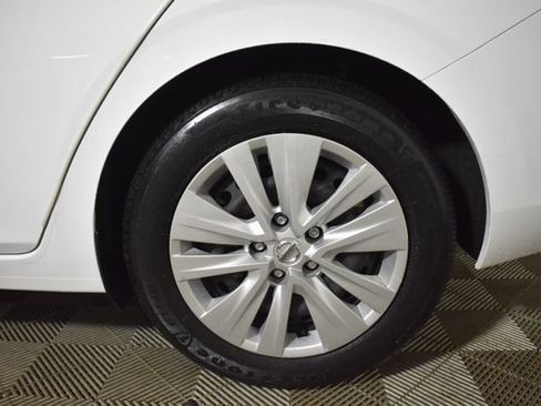 Certified 2023 Nissan Sentra S image 37