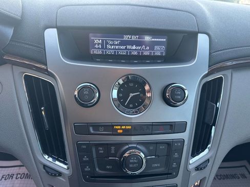 Used 2011 Cadillac CTS Luxury image 12