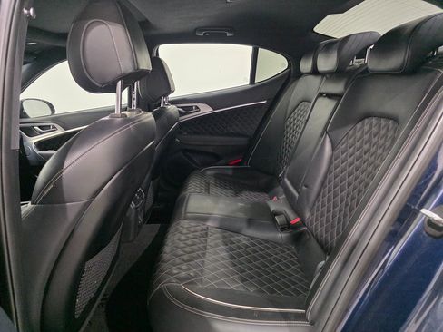 Used 2021 Genesis G70 3.3T w/ Sport Package image 20