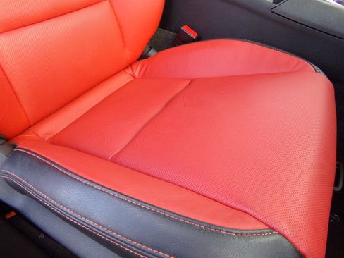 Used 2011 Chevrolet Camaro SS w/ RS Package image 31