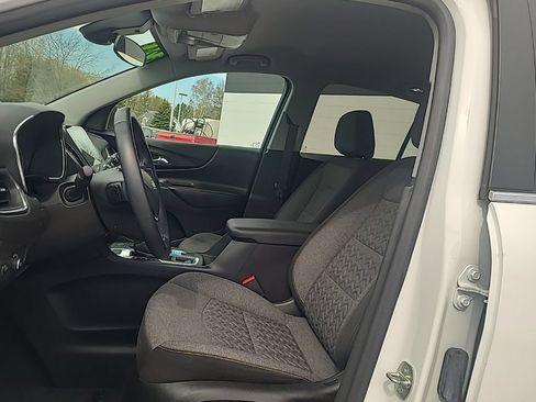Used 2024 Chevrolet Equinox LT AWD/4WD image 10