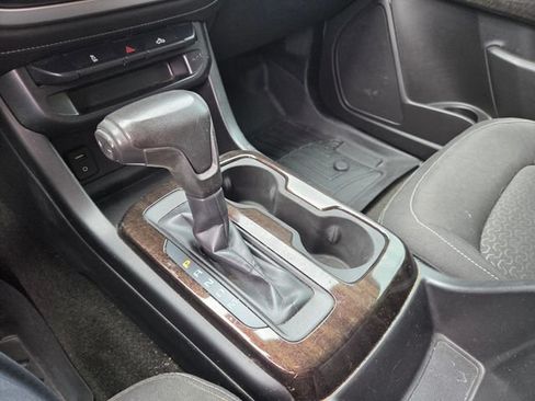 Used 2015 GMC Canyon SLE w/ SLE Convenience Package RWD image 19