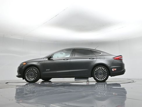 Used 2018 Ford Fusion Energi SE image 50