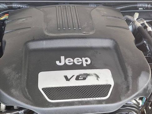 Used 2017 Jeep Wrangler Unlimited Rubicon AWD/4WD image 20