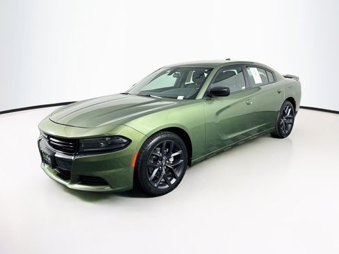 Used 2023 Dodge Charger SXT w/ Blacktop Package RWD image 3