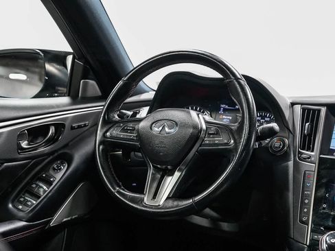 Used 2018 INFINITI Q50 Red Sport 400 w/ Sensory Package (Sport) RWD image 15