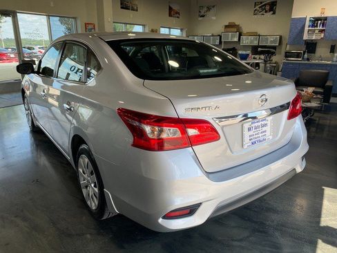 Used 2017 Nissan Sentra S FWD image 6