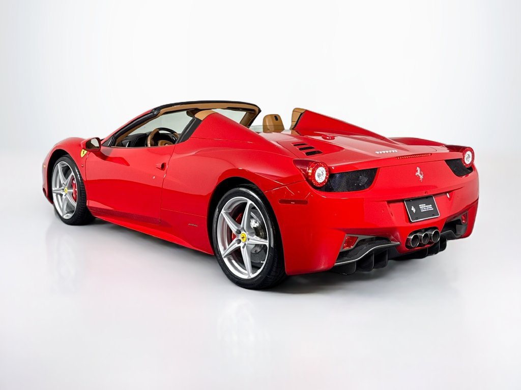 Certified 2015 Ferrari 458 Spider RWD image 2