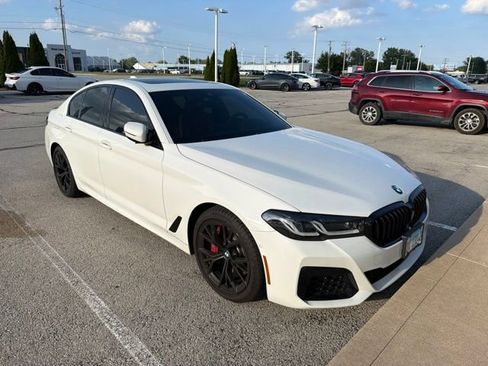 Used 2023 BMW 530i xDrive w/ M Sport Package AWD/4WD image 3