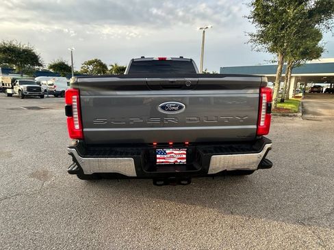 Used 2025 Ford F350 Lariat w/ Lariat Ultimate Package AWD/4WD image 5