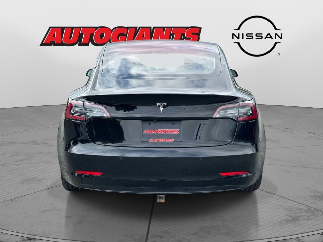 Used 2018 Tesla Model 3 Long Range RWD image 4