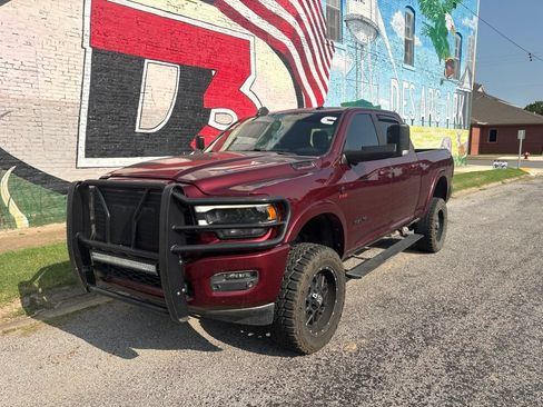 Used 2020 RAM 2500 Laramie AWD/4WD image 2