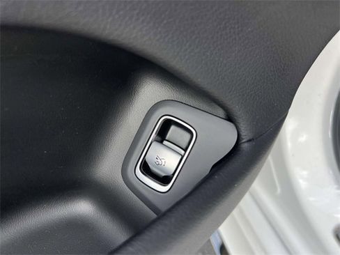 Used 2024 Mercedes-Benz S 580 4MATIC Sedan image 14