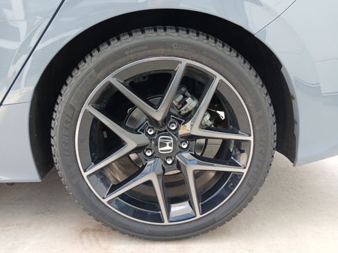 Used 2022 Honda Civic Sport Touring image 15