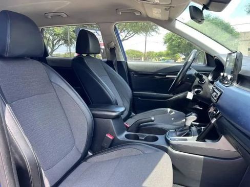 Used 2021 Kia Seltos S FWD image 30
