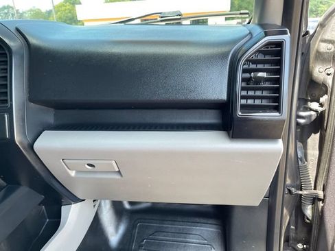 Used 2018 Ford F150 XL w/ Equipment Group 101A Mid AWD/4WD image 35