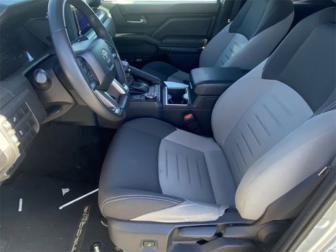 Used 2024 Toyota Tacoma TRD Sport image 6