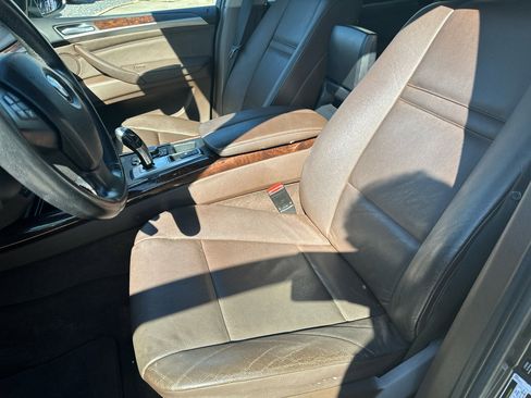 Used 2013 BMW X5 xDrive35i image 8