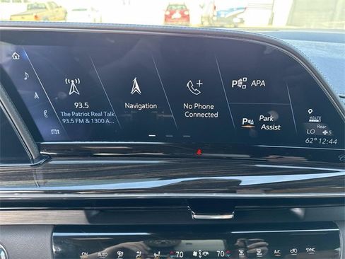 Used 2021 Cadillac Escalade Premium Luxury w/ Driver Assist Tech Package image 24