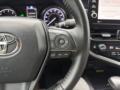 Used 2022 Toyota Camry SE w/ Audio Upgrade Package image 7