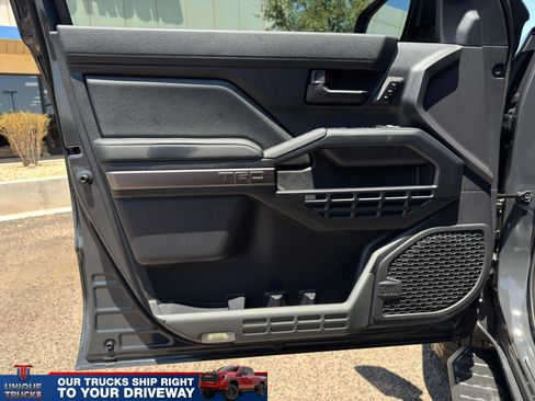 Used 2025 Toyota 4Runner TRD Off-Road Premium w/ Tow Technology Package AWD/4WD image 18