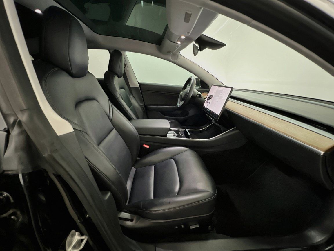 Used 2018 Tesla Model 3 RWD image 21