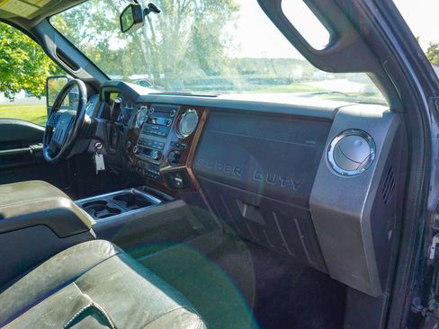 Used 2012 Ford F350 Lariat w/ FX4 Off Road Pkg image 22