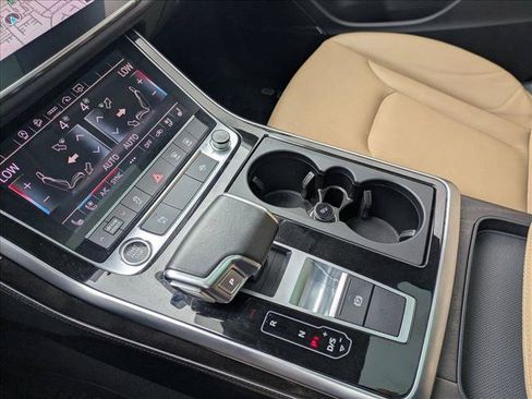 Used 2023 Audi Q8 Premium Plus w/ Premium Plus Package AWD/4WD image 12
