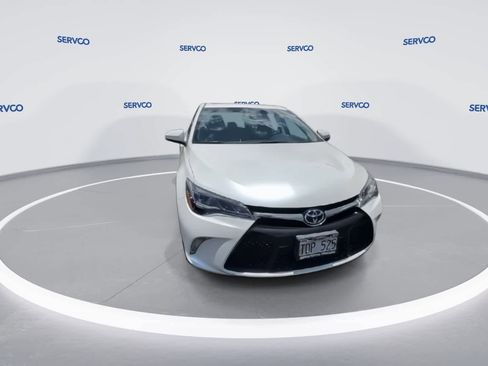 Used 2017 Toyota Camry XSE FWD image 3