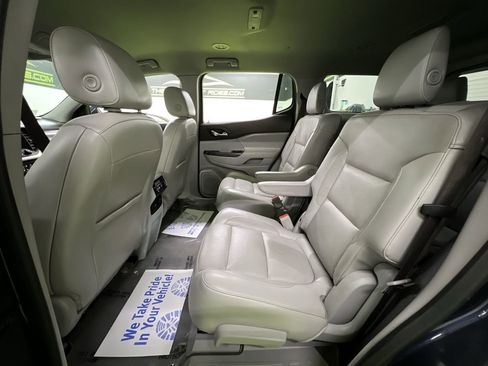 Used 2018 GMC Acadia SLT w/ LPO, Floor Liner Package FWD image 27