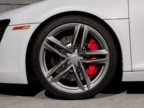 Used 2015 Audi R8 V8 AWD/4WD image 35