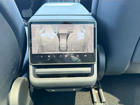 Used 2025 Tesla Model 3 Long Range AWD/4WD image 25